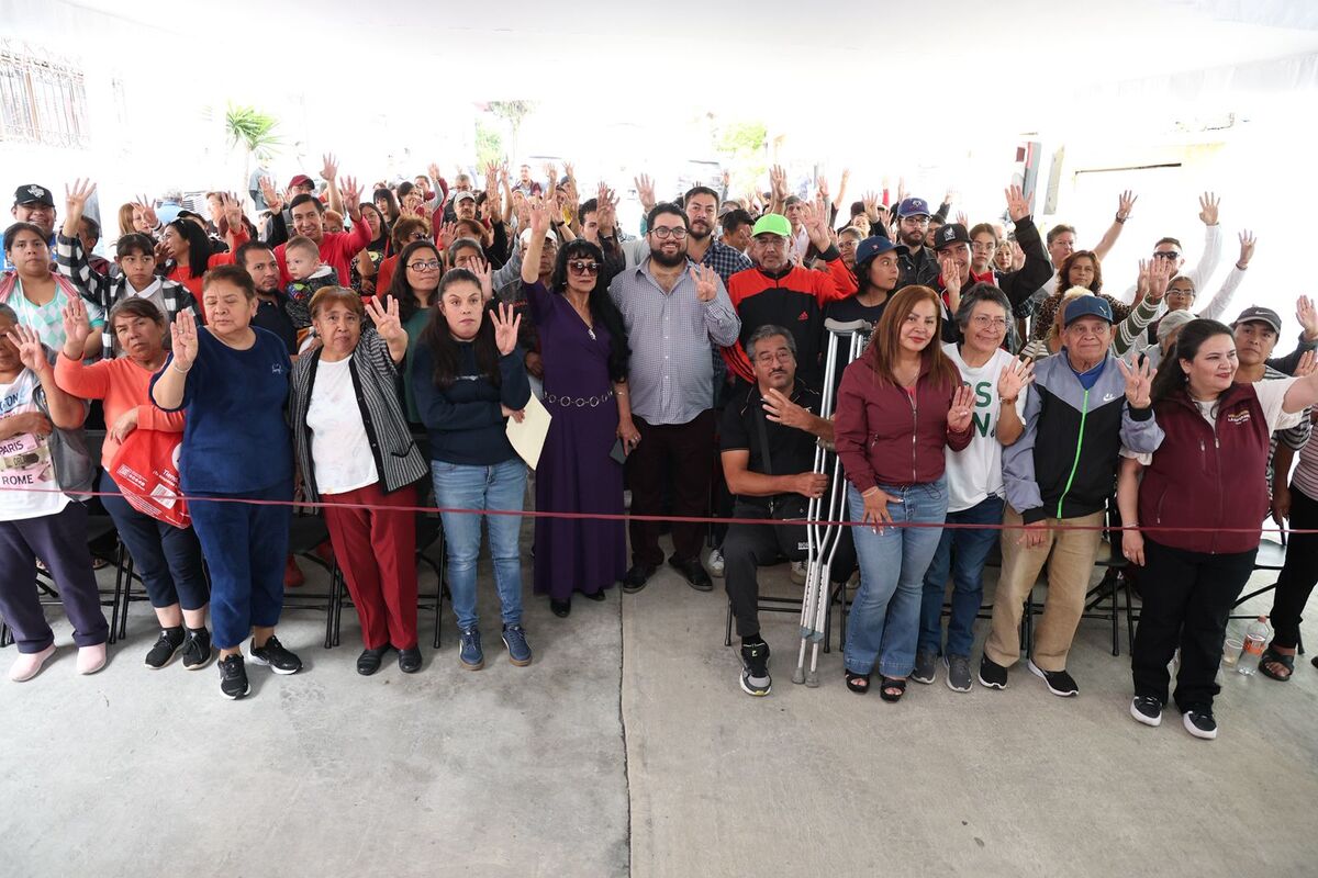 La reconstrucción de la calle Colegio del Aire en Naucalpan, mediante el programa COMUNA, mejoró la accesibilidad para personas con discapacidad.