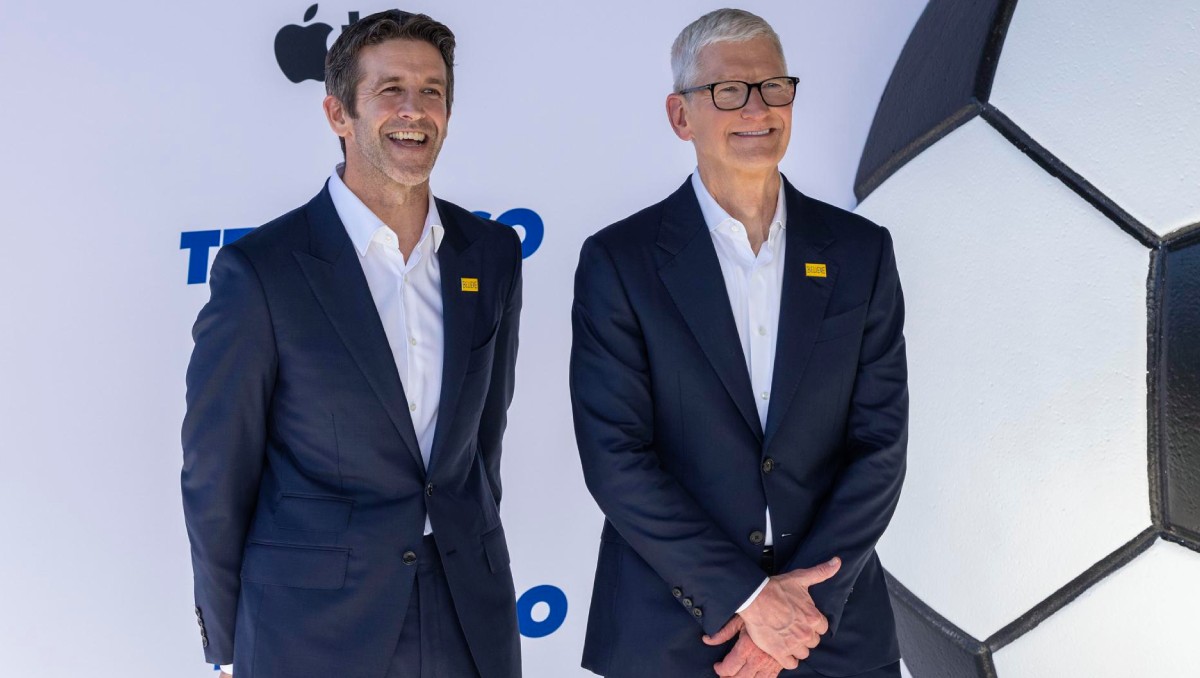El 1 de septiembre, John Ternus asumirá el puesto de consejero delegado de Appel tras casi 15 años de Tim Cook al frente. | Foto: EFE