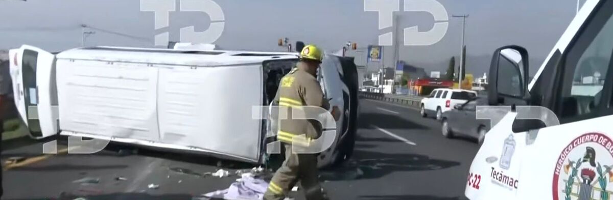 Vuelca unidad de transporte público en la carretera México Pachuca. | Especial