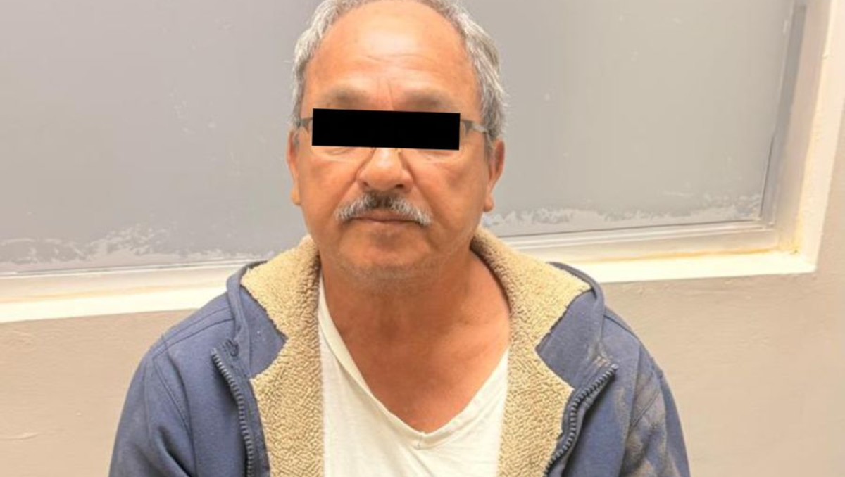 Detienen a hombre por encerrar a un niño en una jaula. | Foto: Especial