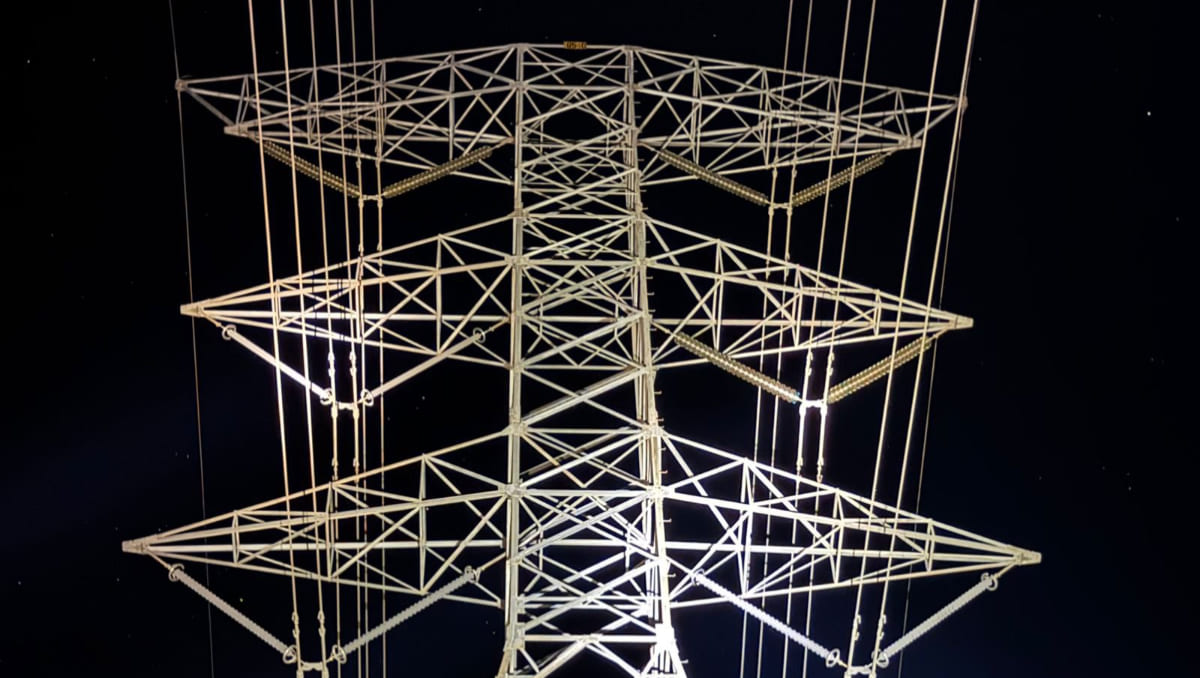 Diversas colonias de las cuatro entidades permanecieron sin energía eléctrica por varias horas. | CFE
