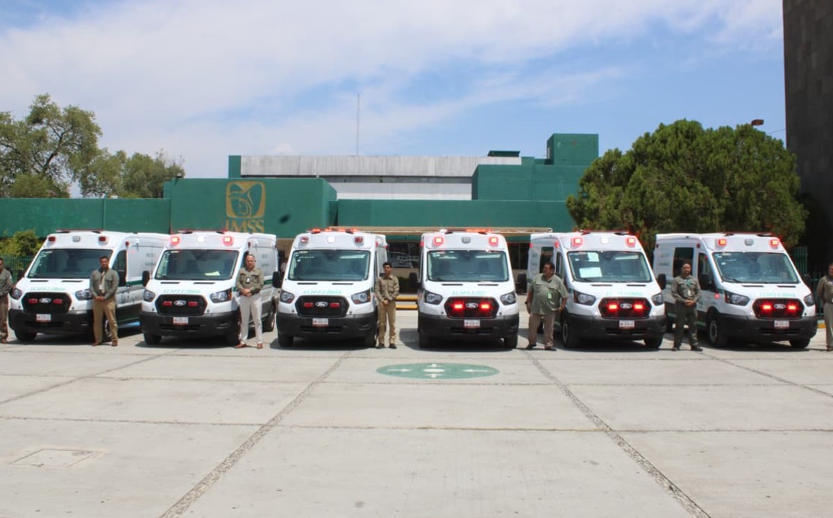 IMSS Tamaulipas pone en circulación seis nuevas ambulancias equipadas. | Cortesía