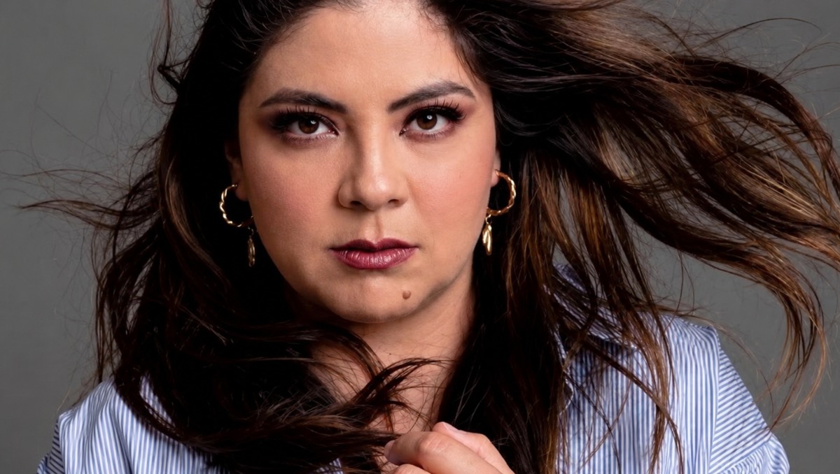 Luz Aldán llega a ViX con Hotel Todo Incluido como Cindy junto a José Eduardo Derbez | Especial