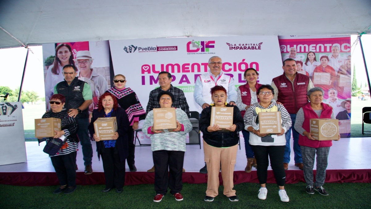 Entregan más de 12 MIL despensas en San Felipe Hueyotlipa, Puebla | Especial