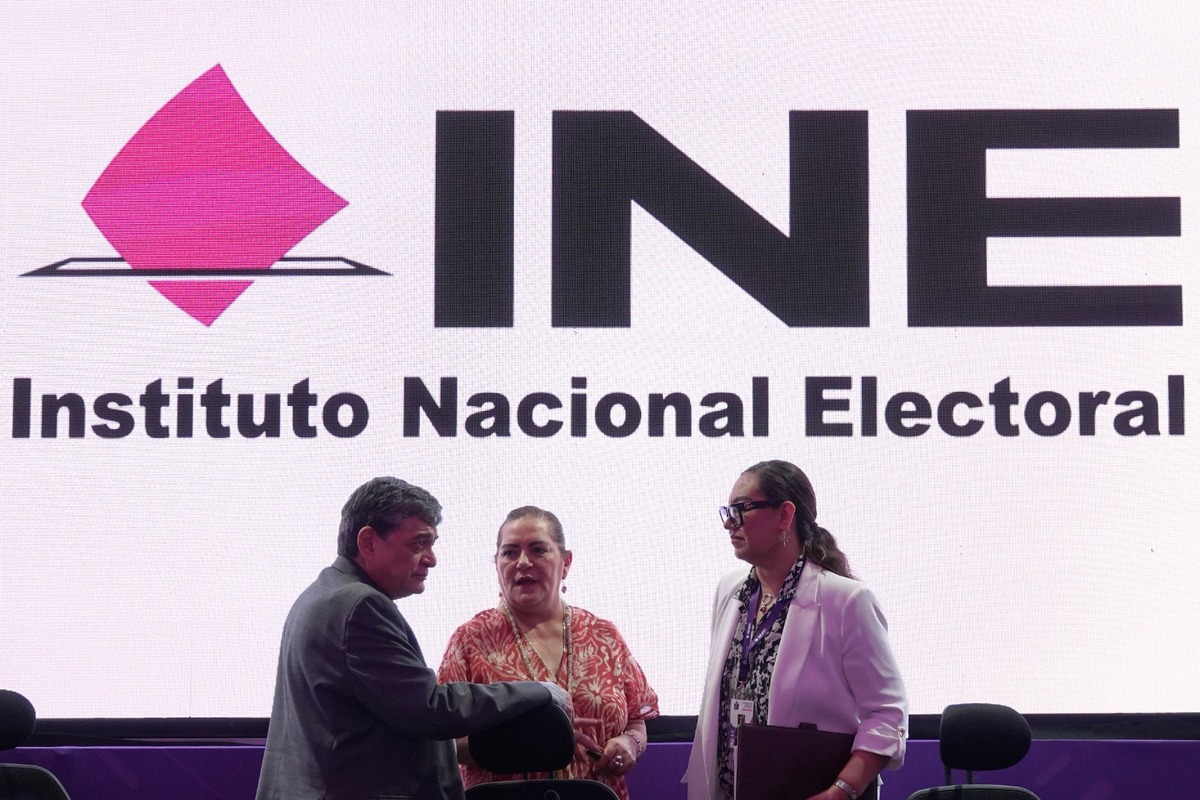 El INE abrió el 1 de septiembre de 2026 el registro para que mexicanas y mexicanos residentes en el extranjero puedan votar. | Cuartoscuro