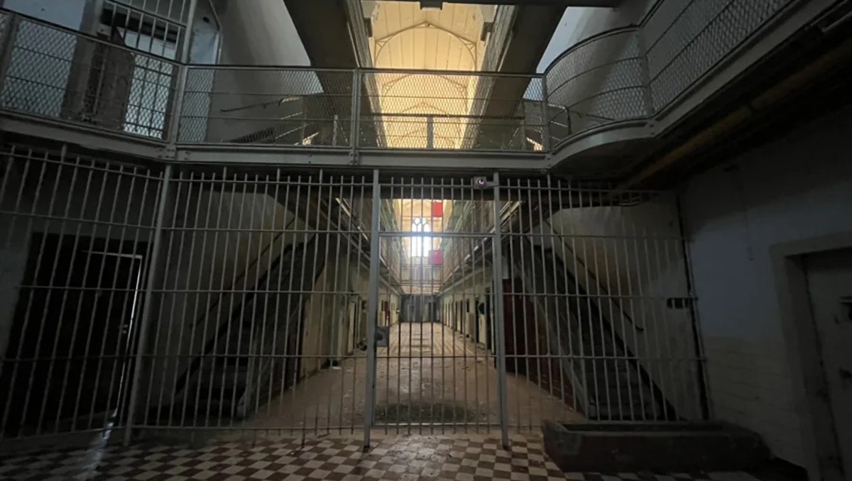 Investigan orden de asesinato emitida desde la prisión contra un sujeto en Molenbeek. | Foto: EFE