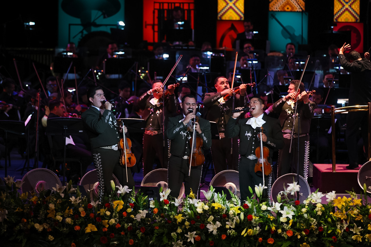 Mariachis en Guadalajara.- (Farid Santos)