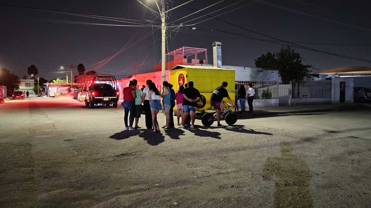 El menor fue trasladado a un hospital. | Foto: Alejandro Escobedo
