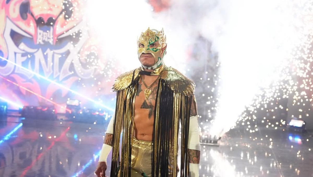 Rey Fénix habla de su lucha contra Psycho Clown en el WWE México Live Tour (Instagram @reyfenixmx)