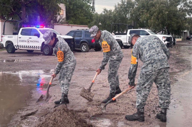 Elementos de la Defensa y Guardia Nacional realizaron labores para contrarrestar las afectaciones provocadas por las lluvias. | Foto: Especial