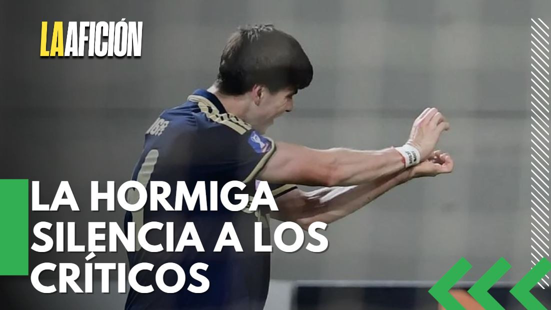 La Hormiga González anota en triunfo del Olympiacos y silencia críticas
