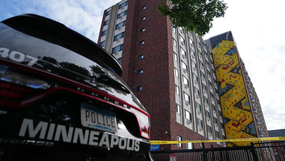Los residentes Muse Abdi Afrah y Dale Henry Spry fallecieron en el suceso. | Foto: AP