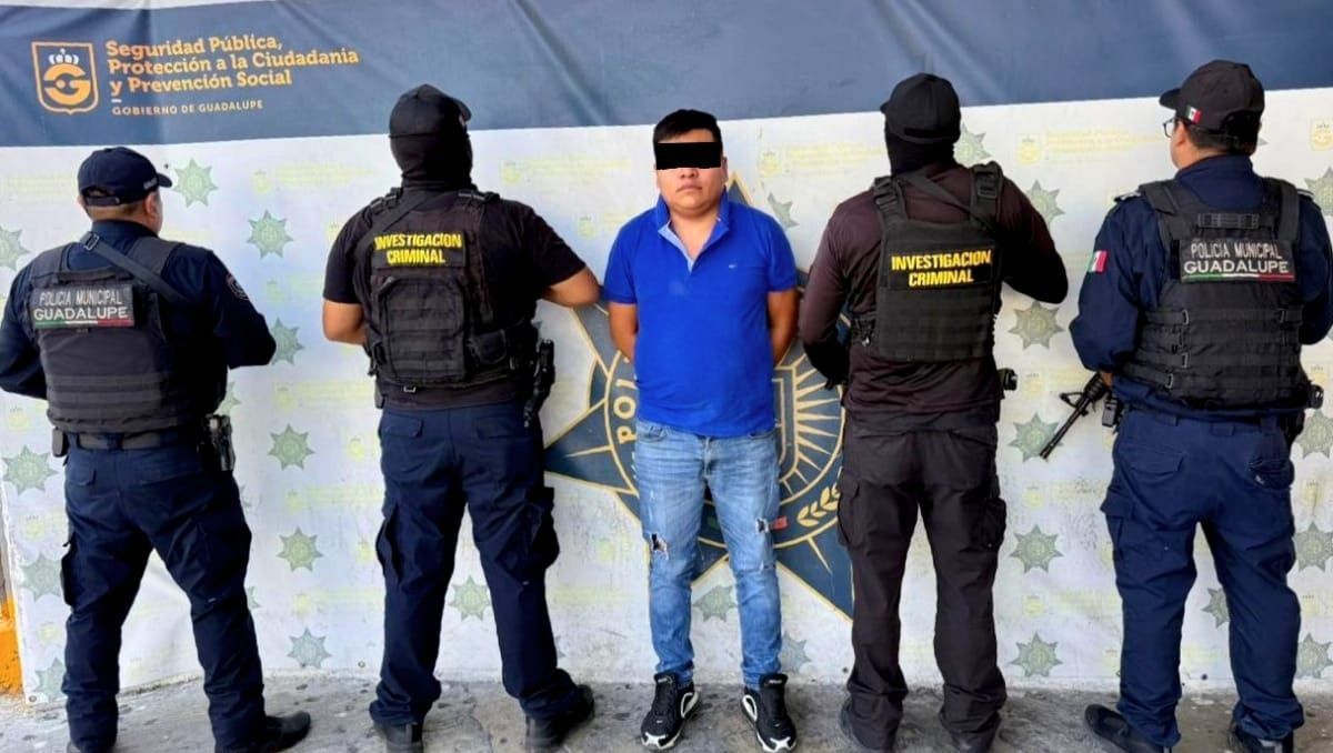 El sospechoso fue interceptado en la colonia Zertuche a bordo de un vehículo Nissan Versa | Especial