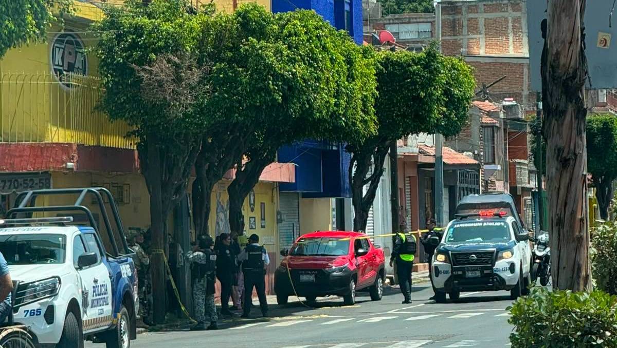 Elementos de la Policía Municipal acordonaron la zona