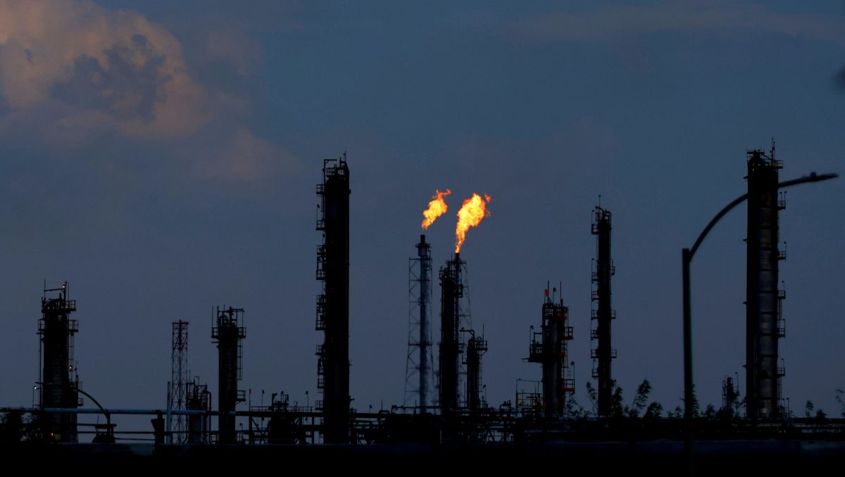 La Presidenta anunció un estudio en la refinería por parte de la UNAM, pero no ha sido entregado | Jorge López