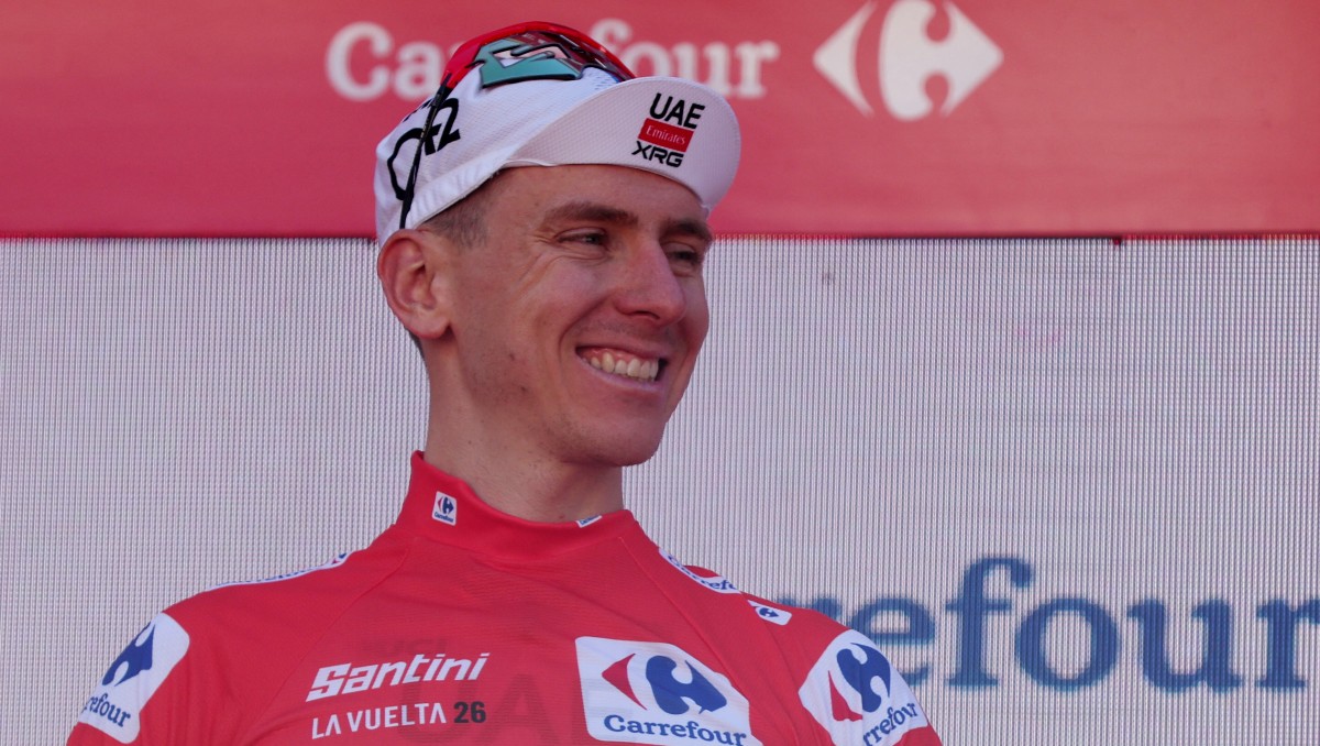Tadej Pogacar no volverá a competir en la temporada tras su caída en la Vuelta a España (Reuters)