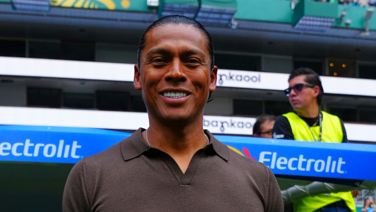 Joel Huiqui, feliz por la victoria de Cruz Azul (Imago7)