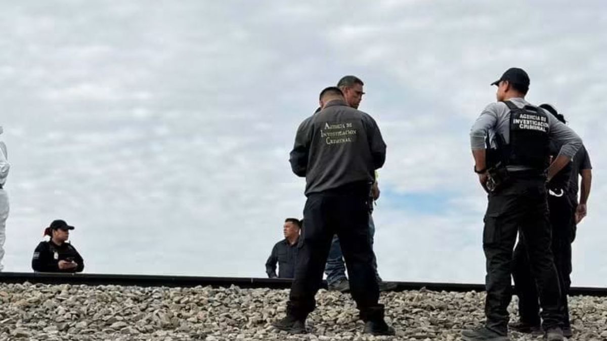 José fue localizado sin vida sobre las vías ferroviarias; autoridades investigan las circunstancias del accidente.| Policía MILENIO