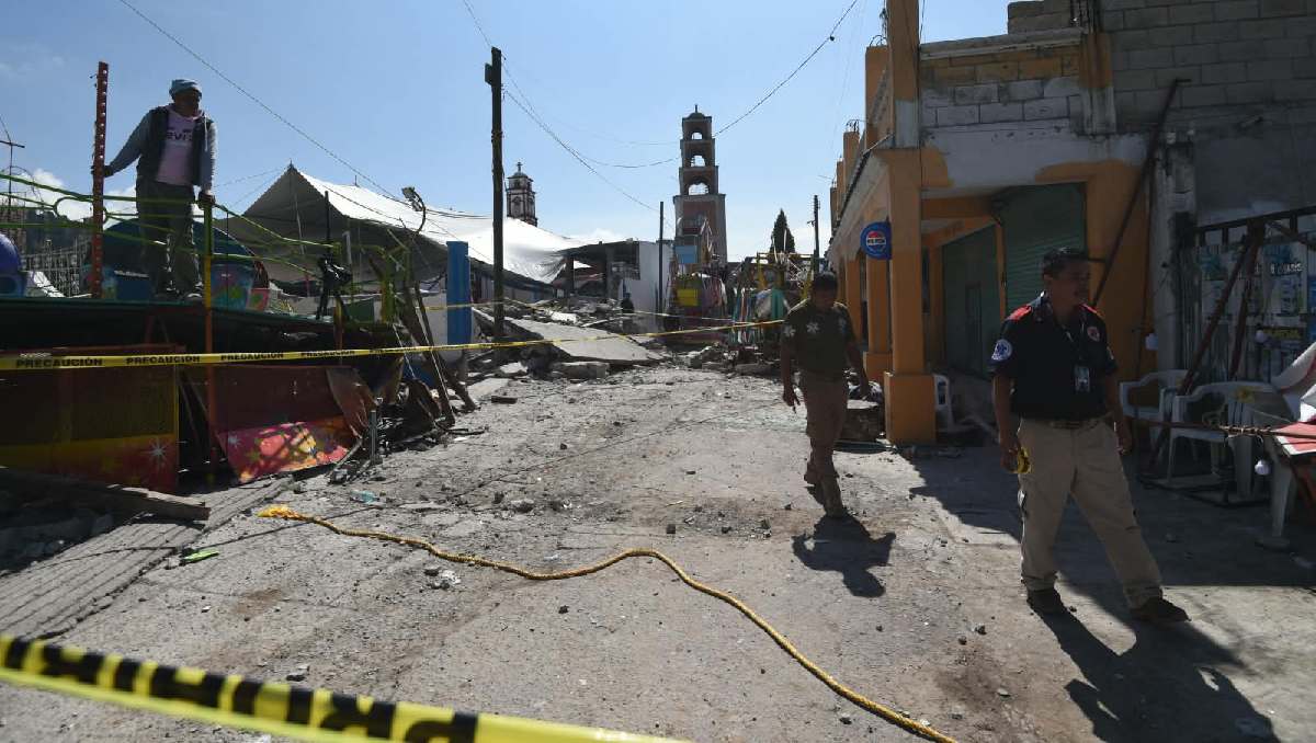 Testigos indican que había familias dentro de la iglesia durante la explosión. | Foto: Especial