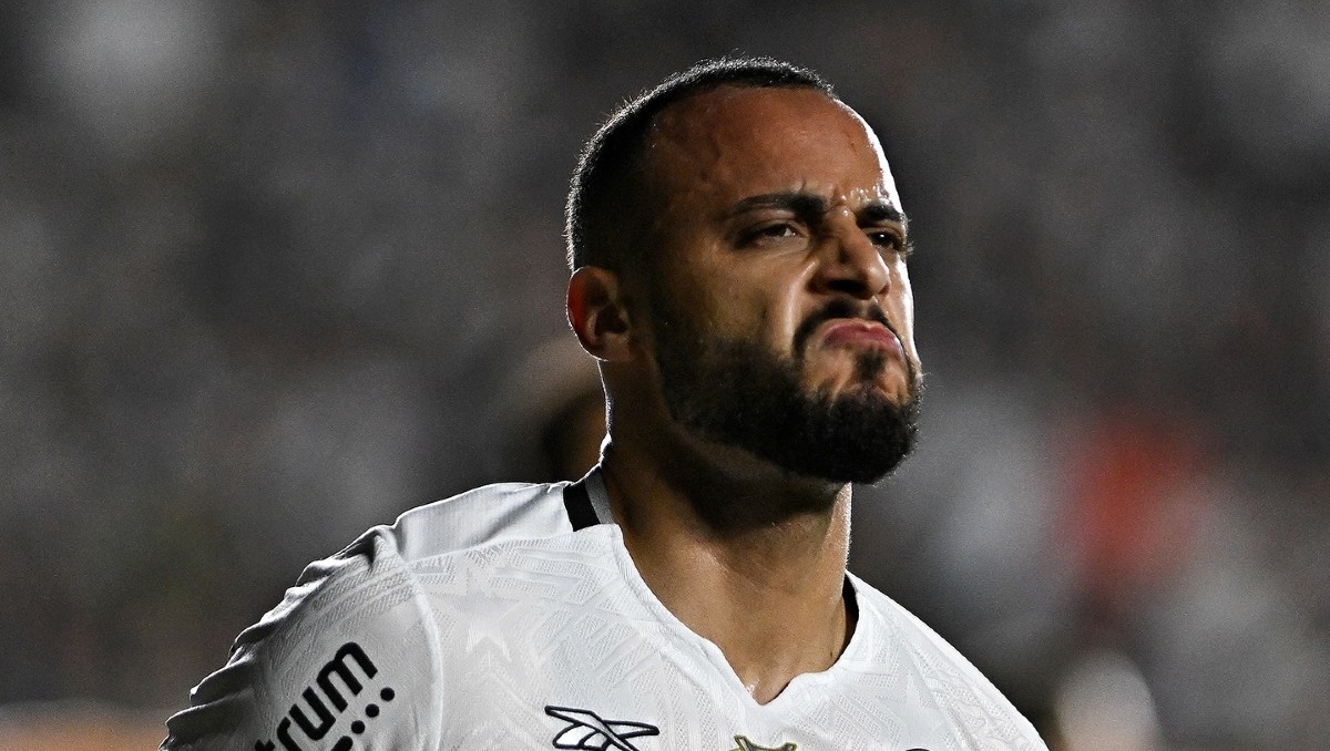 Arthur Cabral suena como nuevo candidato para Tigres