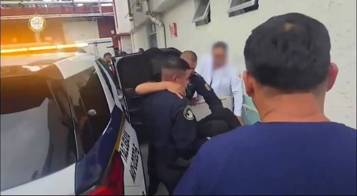 Tanto la recién nacida como la madre ingresaron estables a un hospital de especialidades tras la intervención de la policía capitalina.| Foto:SSC