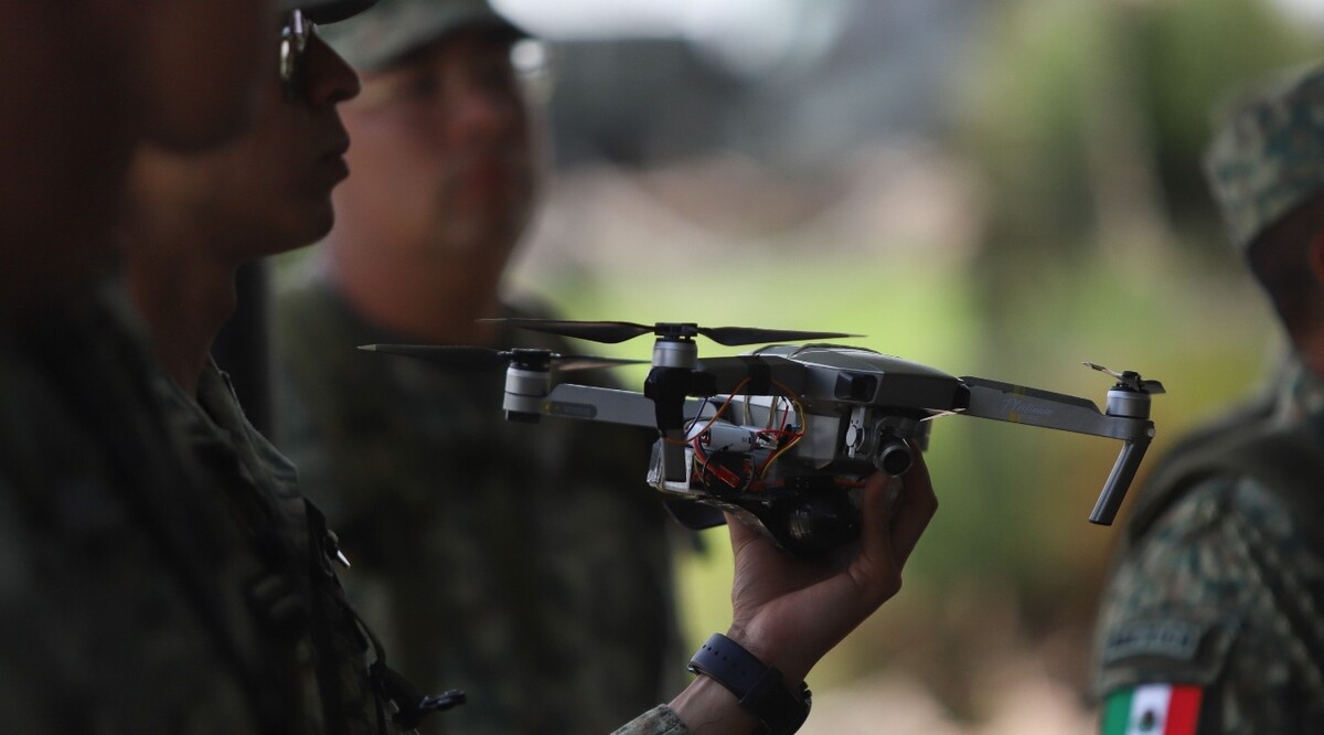 Reportan drones con explosivos en Michoacán. | Foto: Cuartoscuro