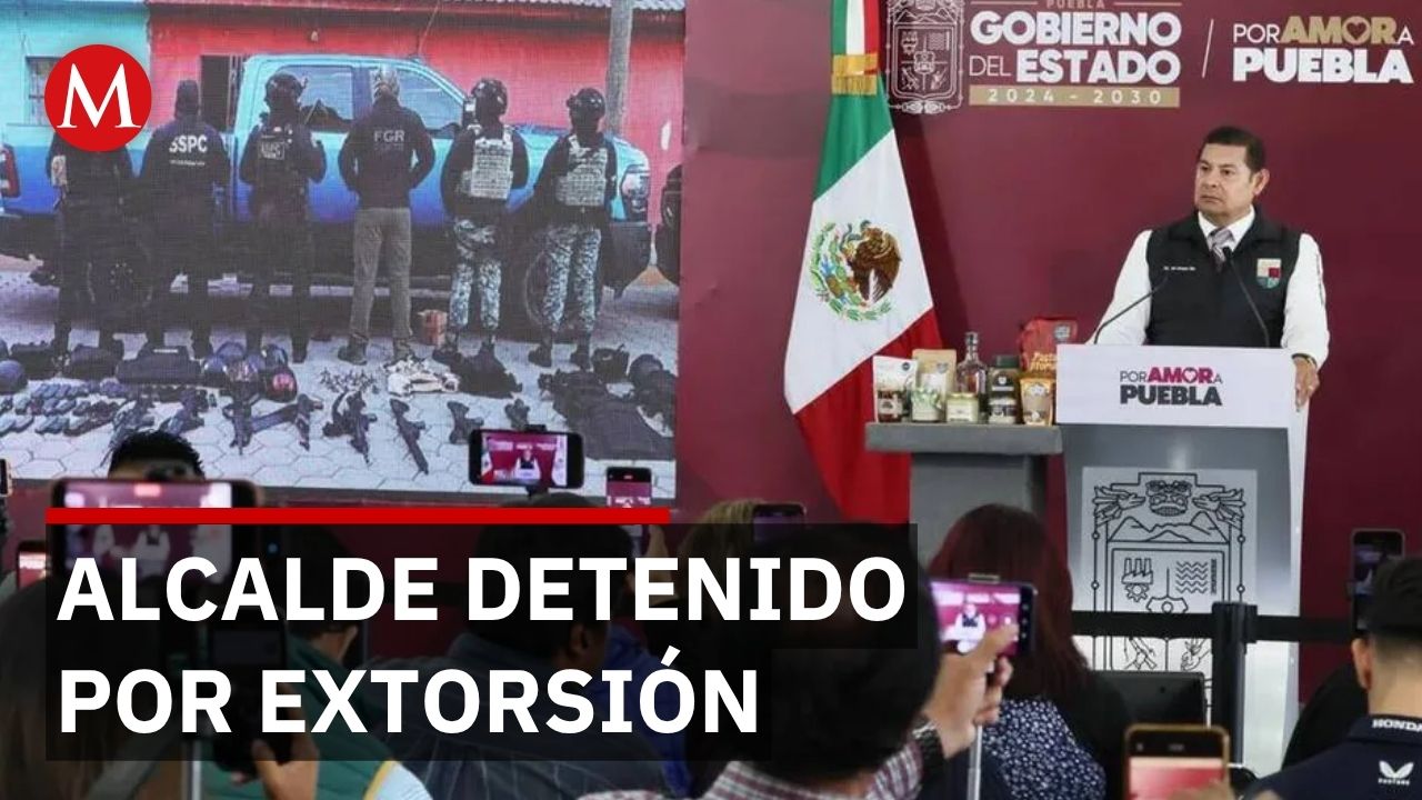 Alcalde de Puebla detenido por extorsión y secuestro tras presidir fiesta patria