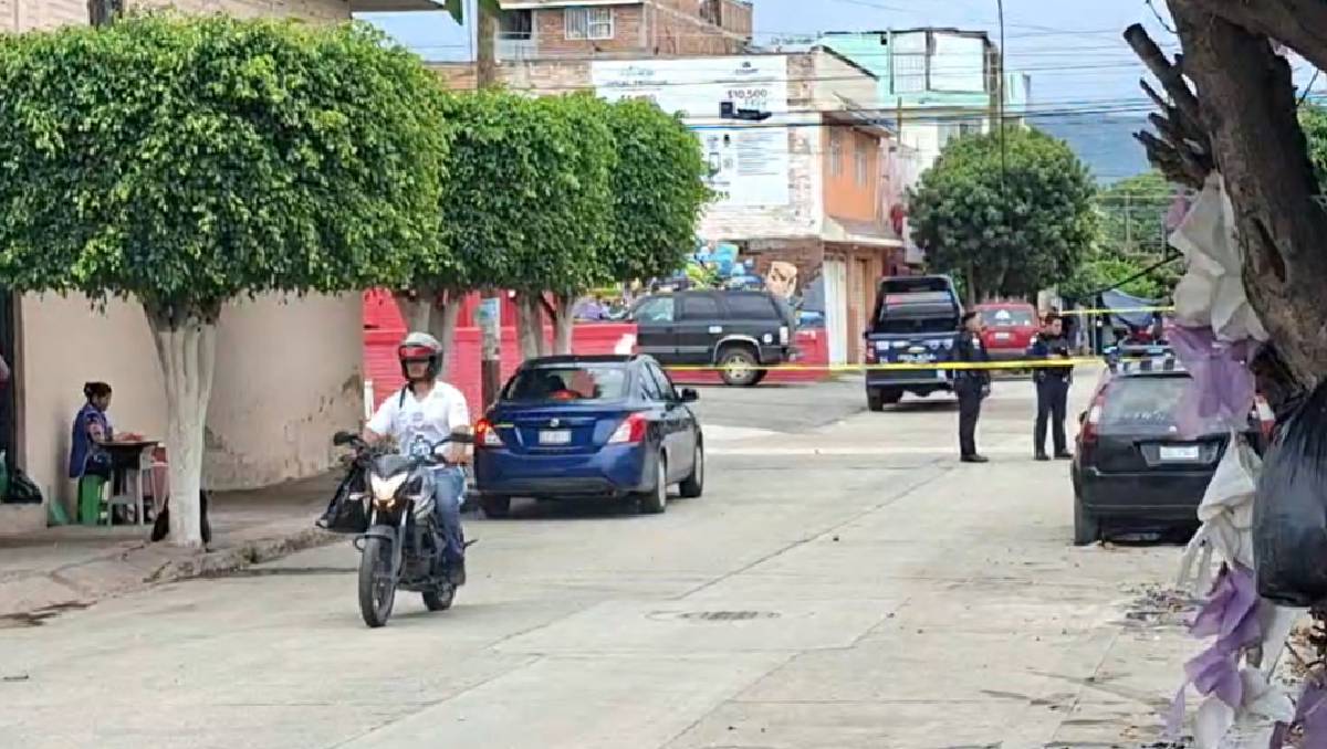 Elementos de seguridad pública arribaron a lugar de los hechos para delimitar la zona