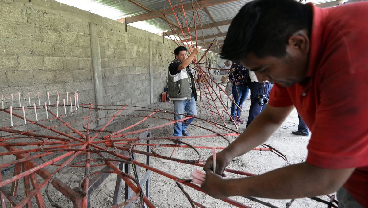 El experto de la UAEMéx reconoce que se debe regular el uso de la pirotecnia. | Foto: Tania Contreras