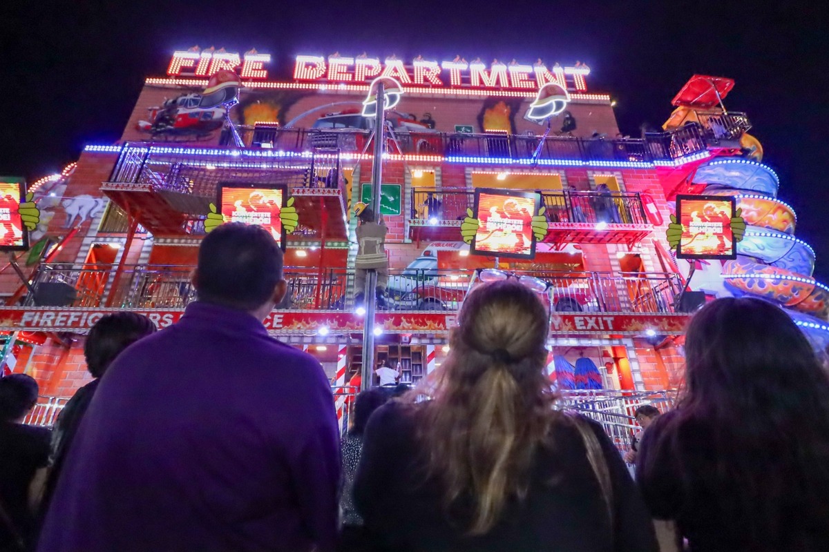 'Fire Department', juego en la Feria de Torreón. | Foto: Verónica Rivera