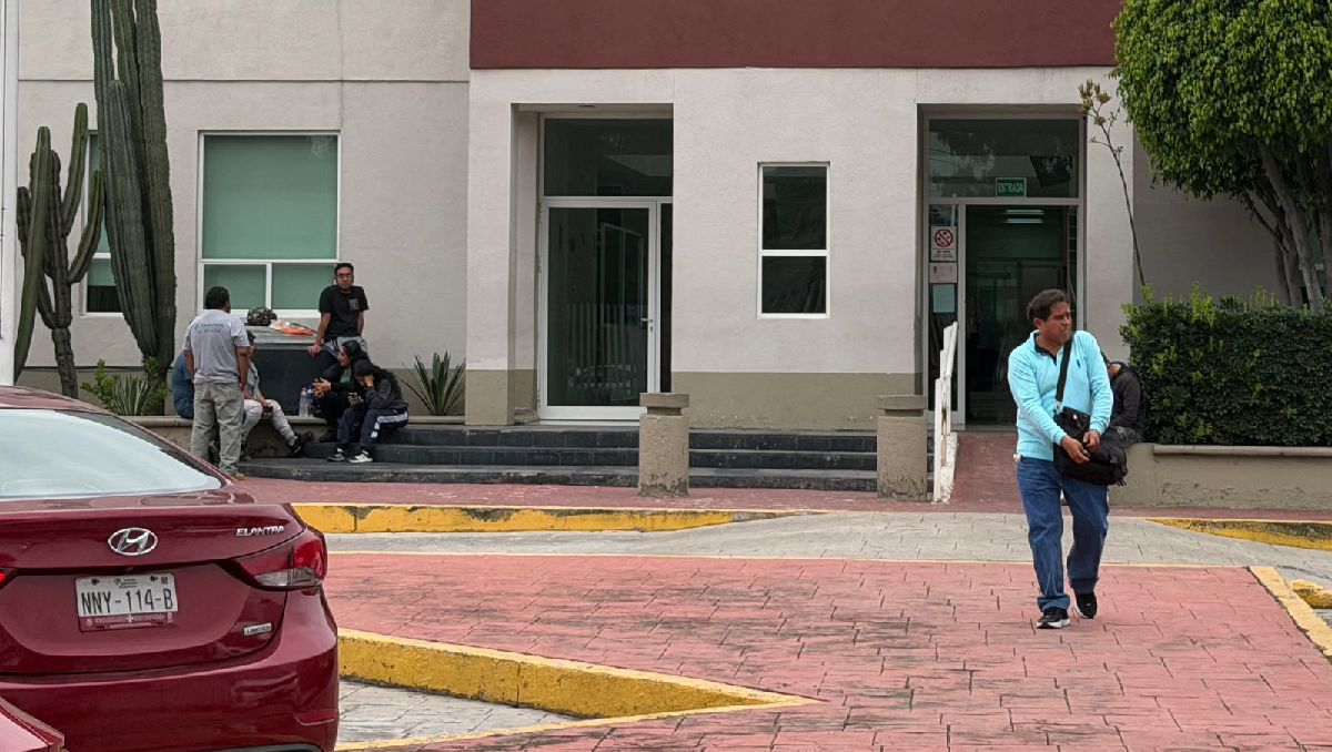 La Fiscalía continúa la investigación para esclarecer la muerte de la familia en una combi de Tultitlán. | Foto: Zuleyma García