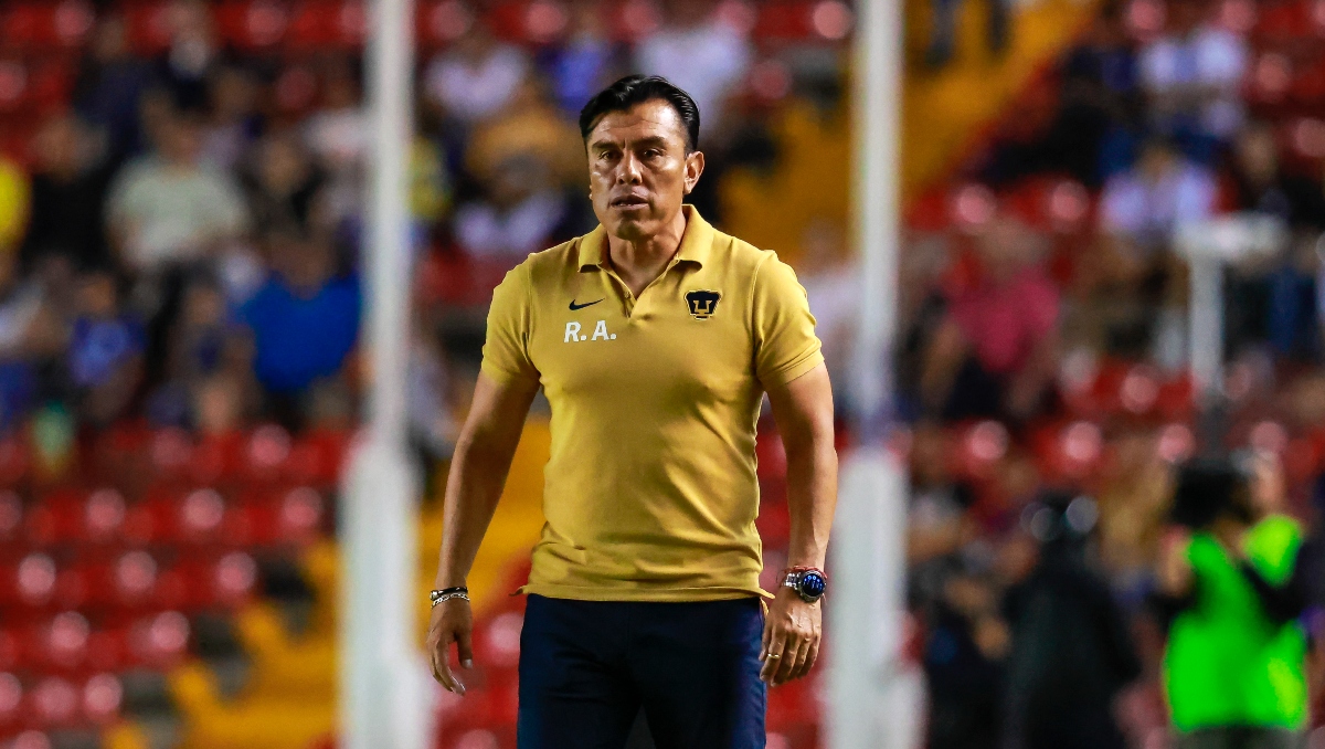 Pumas dice adiós a Raúl Alpizar como Director de Fuerzas Básicas (Imago7)