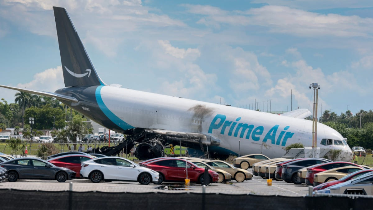 El avión había llegado a Miami proveniente de San Juan de Puerto Rico. | AFP