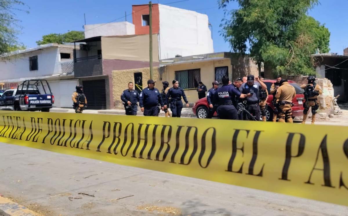 Hombre presuntamente intoxicado agrede y mata a su mamá en Torreón. | Foto: Kirk Castillo