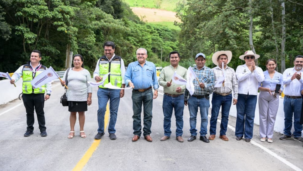 Inauguran reconstrucción del puente Cuacuila–Xaltepec en Huauchinango | Especial