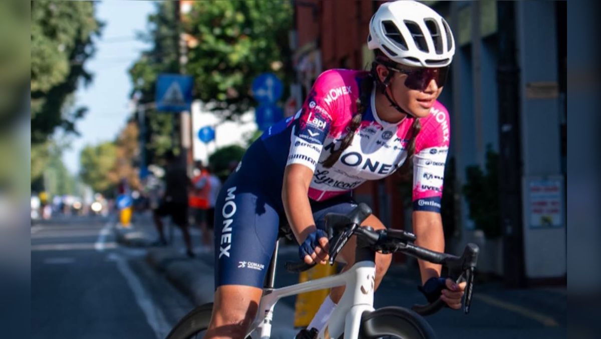 La integrante del A.R. Monex Pro Cycling Team obtuvo la medalla de bronce tras ganar el sprint del grupo perseguidor. | Cortesía INEDEC