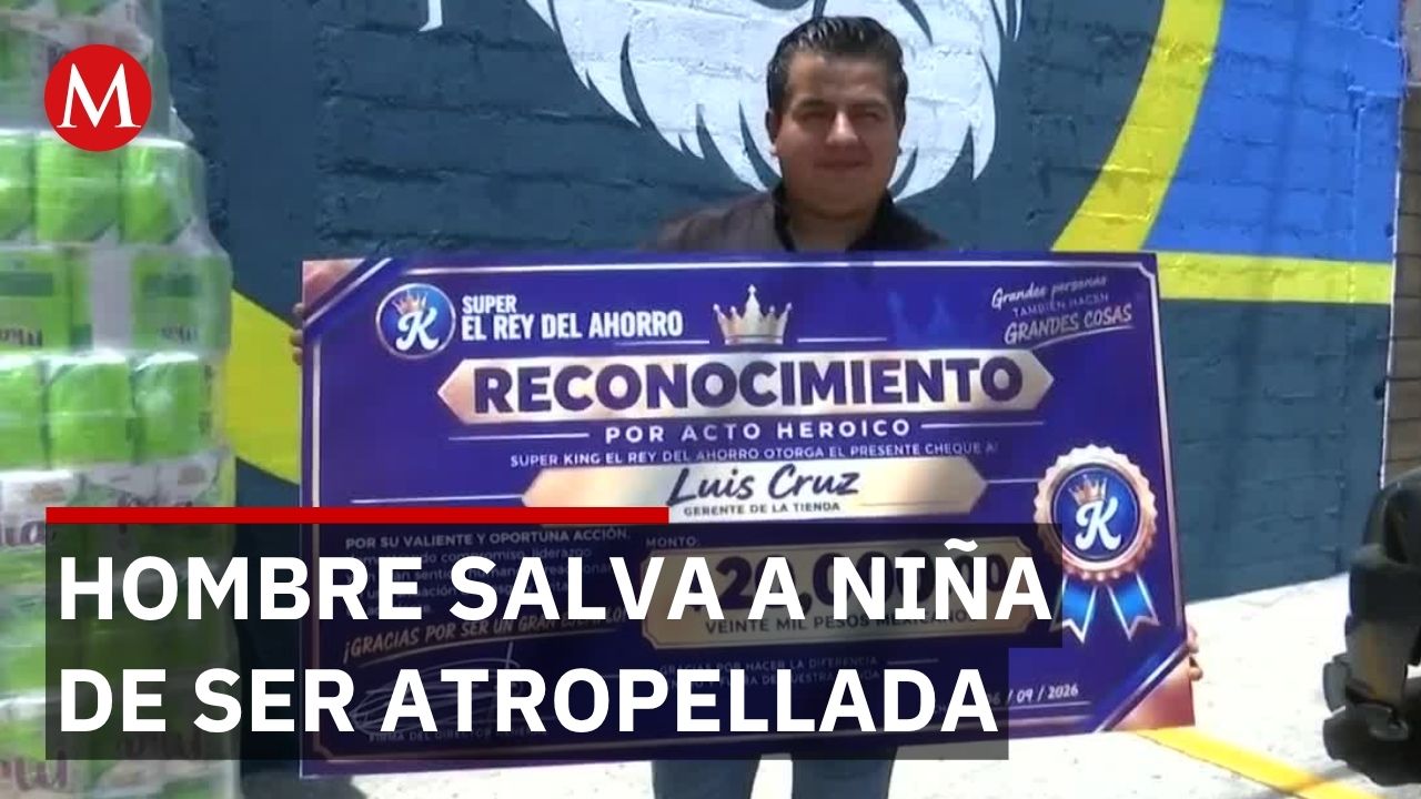Luis Cruz, hombre que salvó a una niña de ser atropellada en Puebla es reconocido