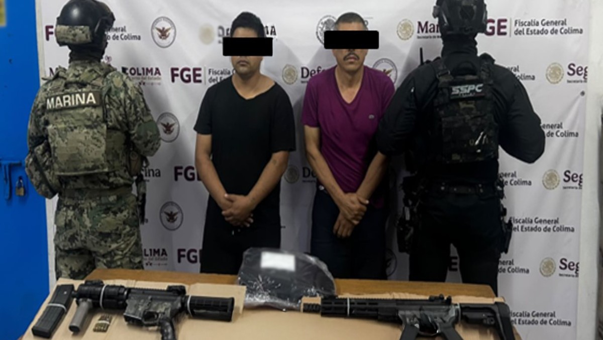 Operativo conjunto de fuerzas federales en Las Parotas dejó dos detenidos y armamento asegurado.| Foto: Especial