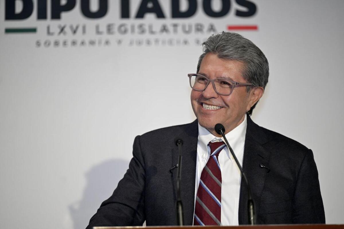 Ricardo Monreal aseguró que la deuda de 1.7 billones de pesos prevista para 2027 es manejable. | Foto: Cámara de Diputados