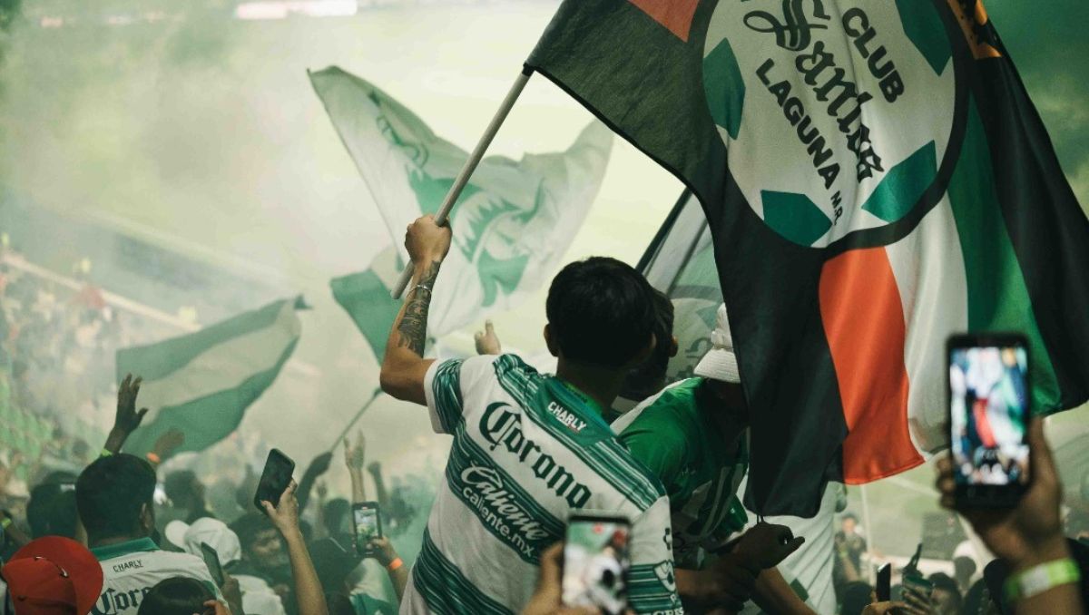 Afición de Santos Laguna. | Foto: Cortesía Club Santos