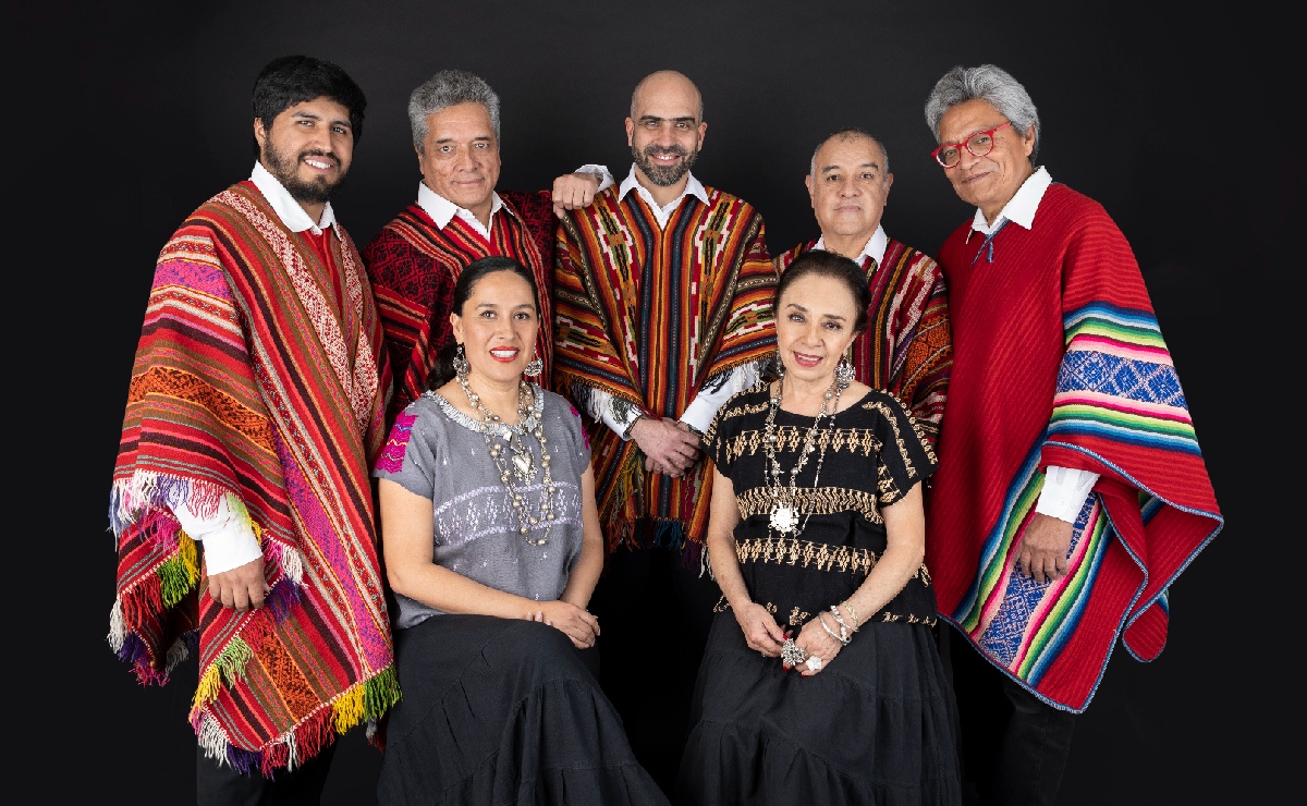Alineación actual de Los Folkloristas (Foto: Densidad Neutra)