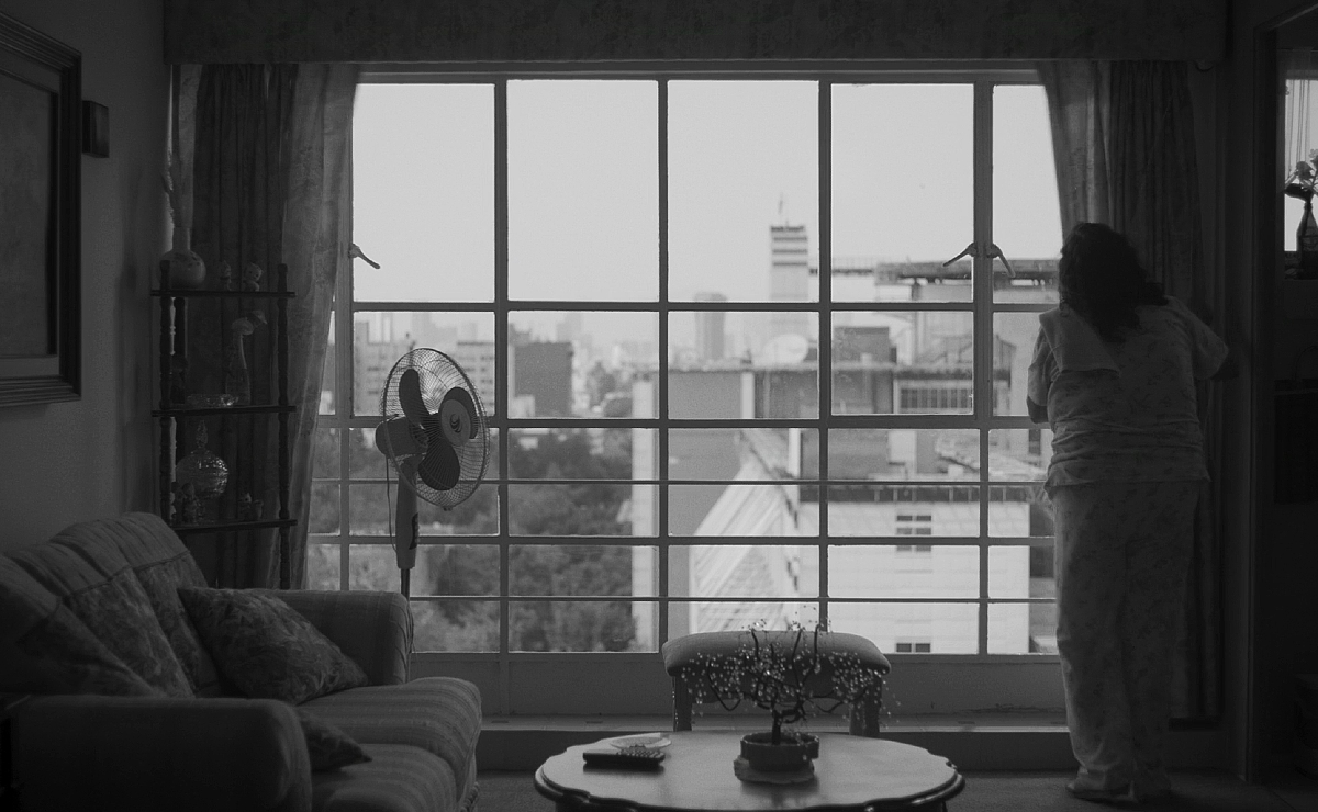 Fotograma de ‘Moscas’, de Fernando Eimbcke. (MUBI)