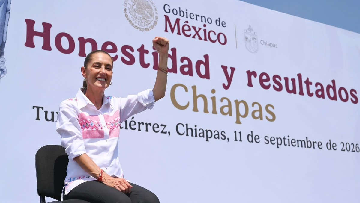 La presidenta Claudia Sheinbaum encabezó un evento masivo ante 70 mil personas en el estadio Víctor Manuel Reyna de Tuxtla Gutiérrez.| Foto:Especial