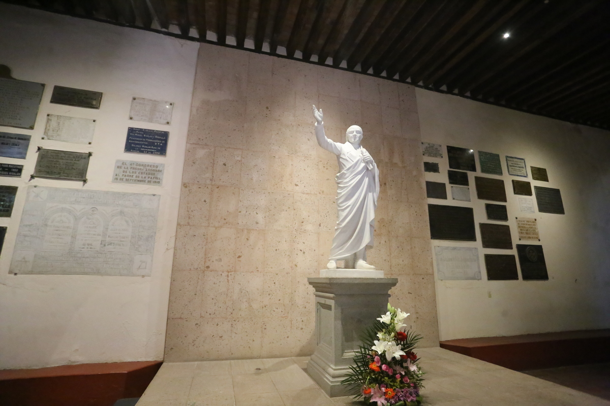 Construida en 1779 como la Casa del Diezmo, el inmueble se convirtió en hogar de Miguel Hidalgo en 1803