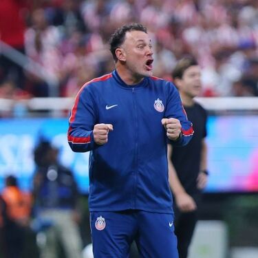 Gabriel Milito asegura que Chivas llegará con cabeza fría al Clásico Nacional pese a haber goleado a Pumas previo al duelo ante América.
