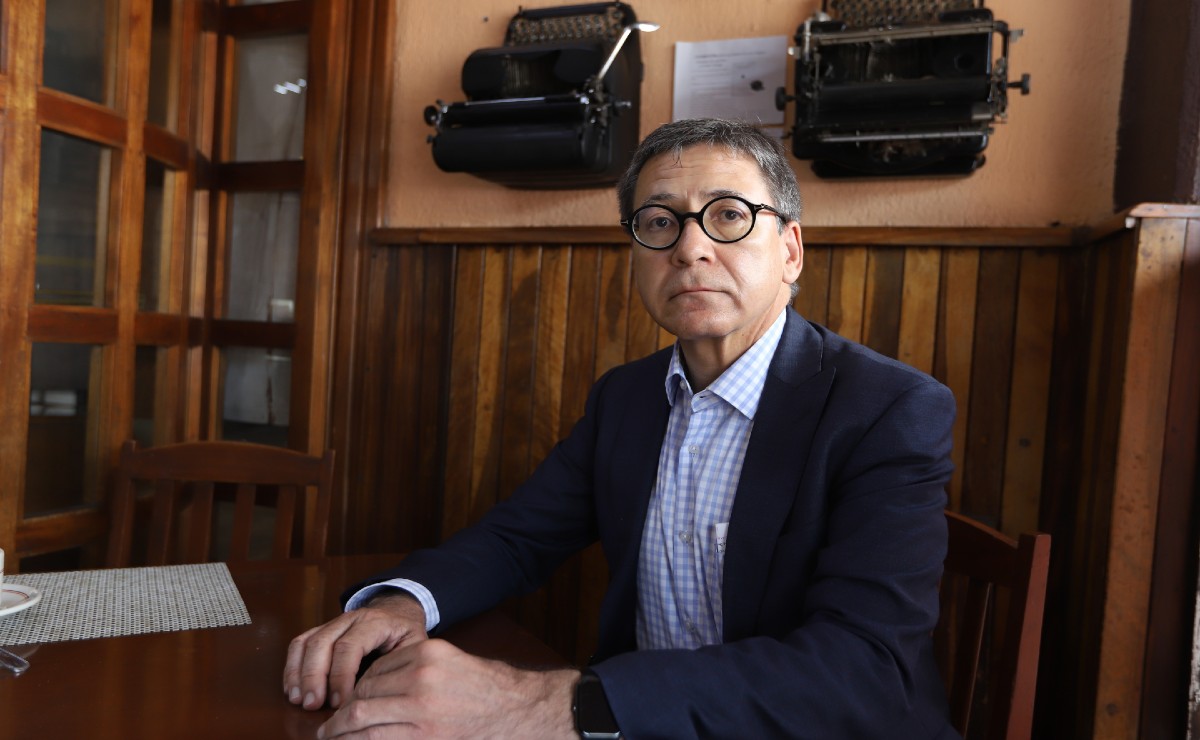 “En sus libros, la experiencia individual convive con el lenguaje, la literatura y la vida pública”, difundió el organismo. (Jorge Carballo)