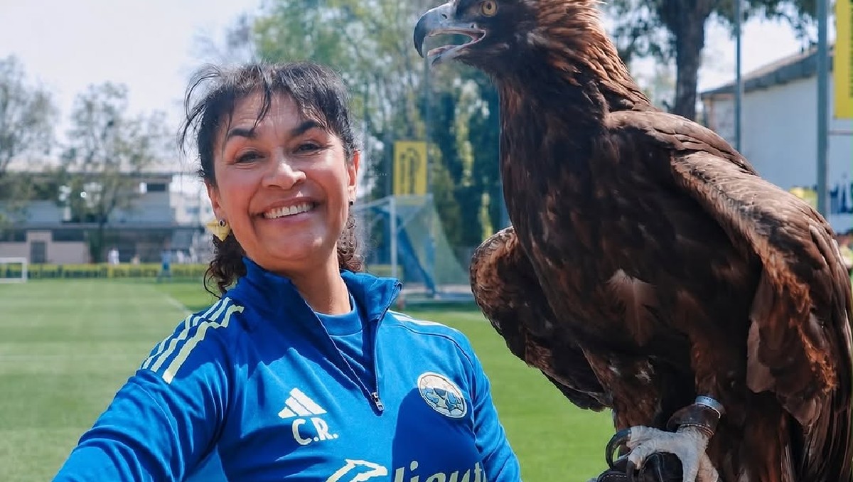 Claudia Rivas, psicóloga del América durante el tricampeonato (Instagram @draclaudiarivas)