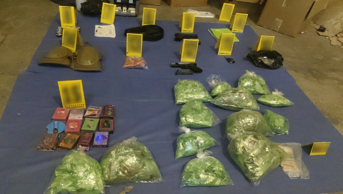 Elementos de Semar y FGR incautaron paquetes con marihuana, dosis de metanfetamina y vapeadores en Sonora.| Foto:Especial