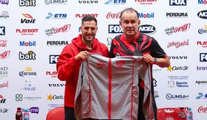 El Necaxa hizo oficial la llegada de Juan Reynoso como su nuevo director técnico tras el despido de Martín Varini.