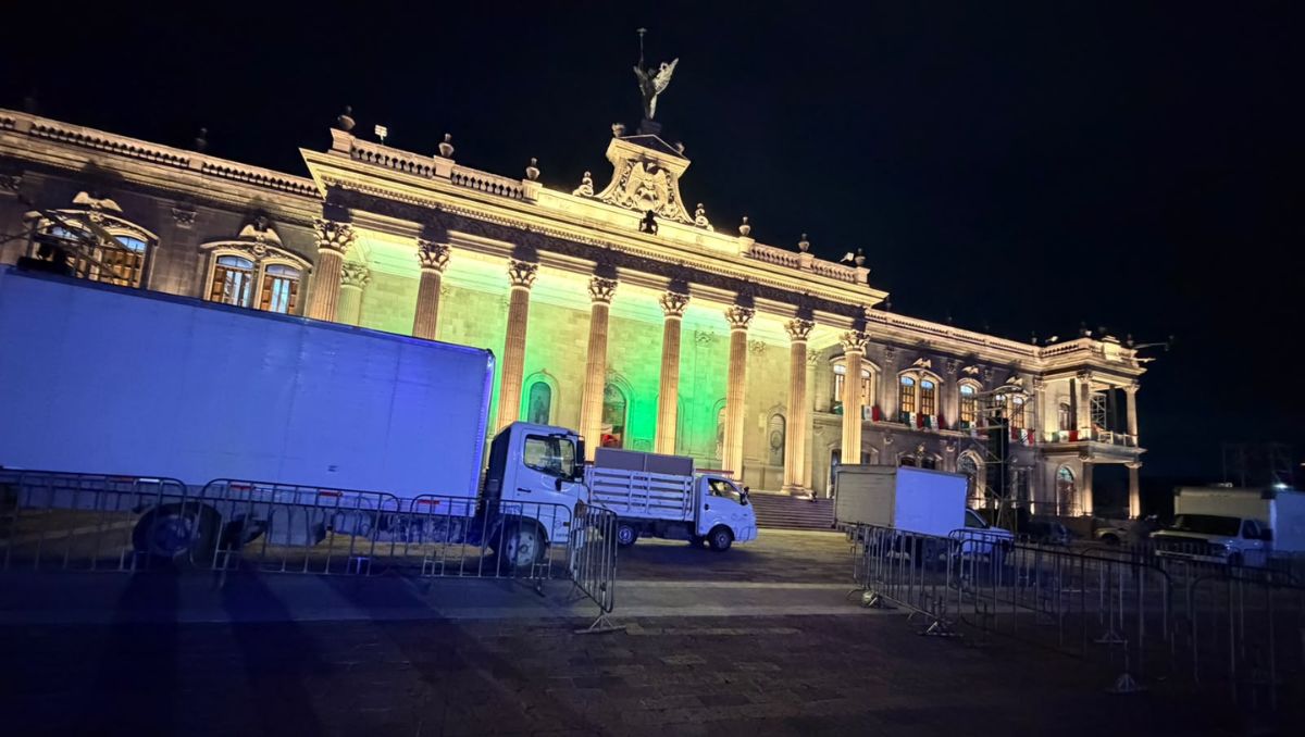 En la Macroplaza instalarán pantallas gigantes y escenarios artísticos. Susana Paredes